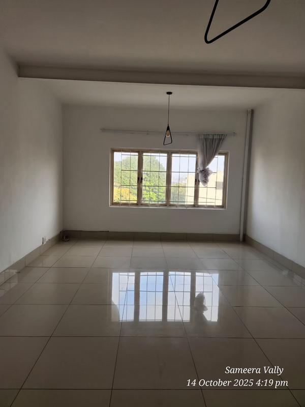 To Let 1 Bedroom Property for Rent in Essenwood KwaZulu-Natal