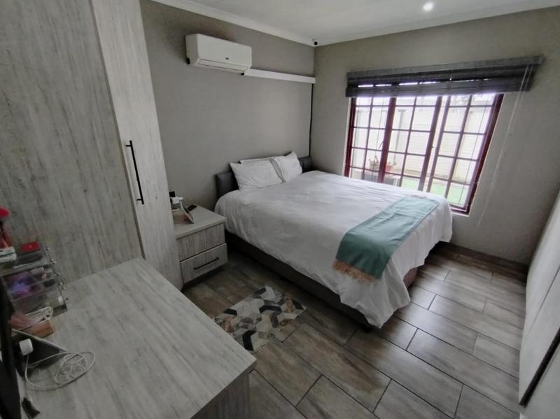3 Bedroom Property for Sale in Sunningdale KwaZulu-Natal