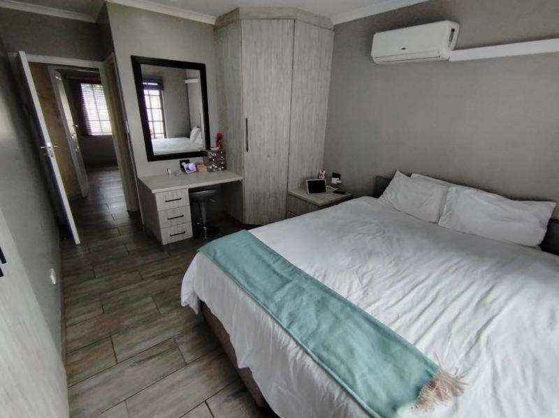3 Bedroom Property for Sale in Sunningdale KwaZulu-Natal