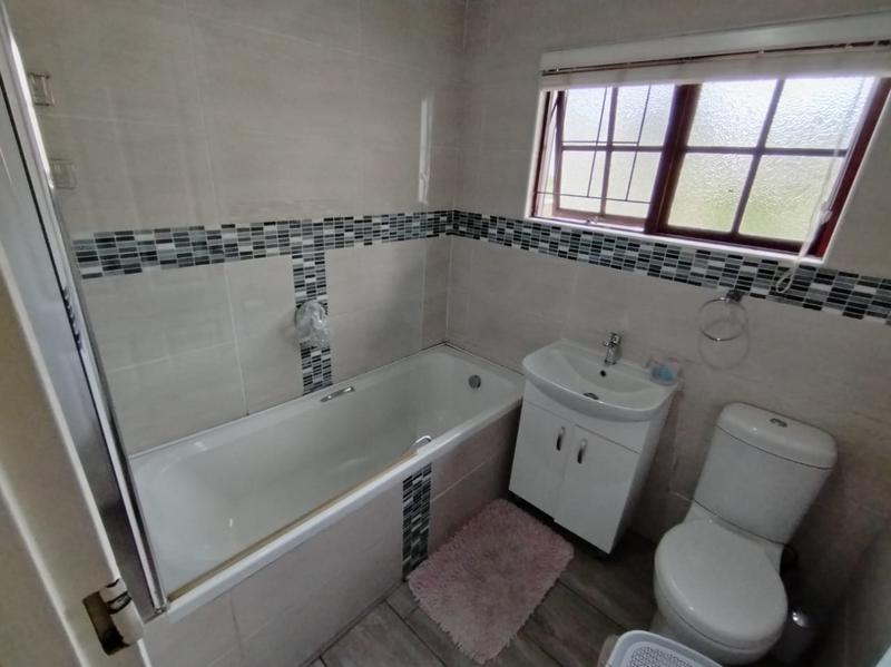 3 Bedroom Property for Sale in Sunningdale KwaZulu-Natal