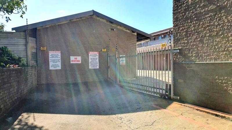 3 Bedroom Property for Sale in Port Shepstone KwaZulu-Natal