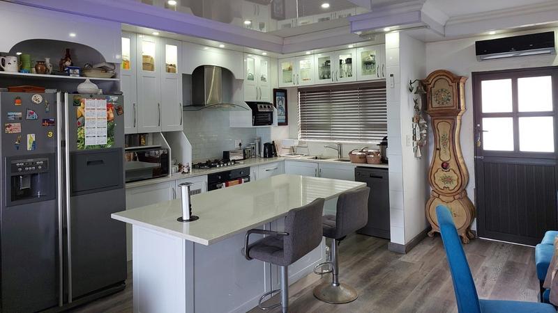 3 Bedroom Property for Sale in Port Shepstone KwaZulu-Natal