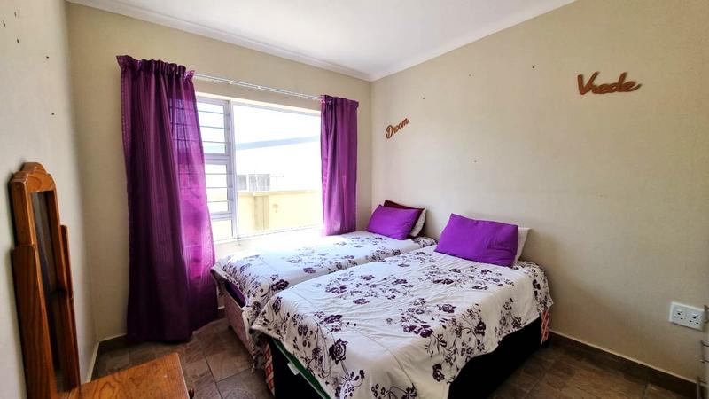 3 Bedroom Property for Sale in Manaba Beach KwaZulu-Natal