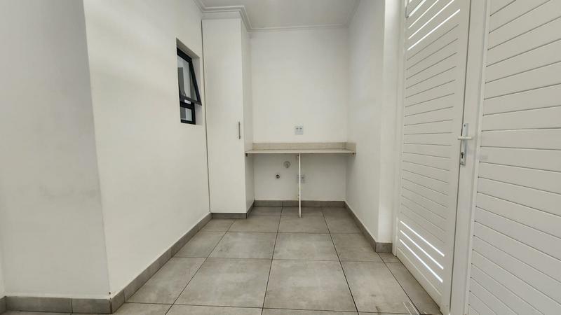 To Let 2 Bedroom Property for Rent in Umhlanga Ridge KwaZulu-Natal