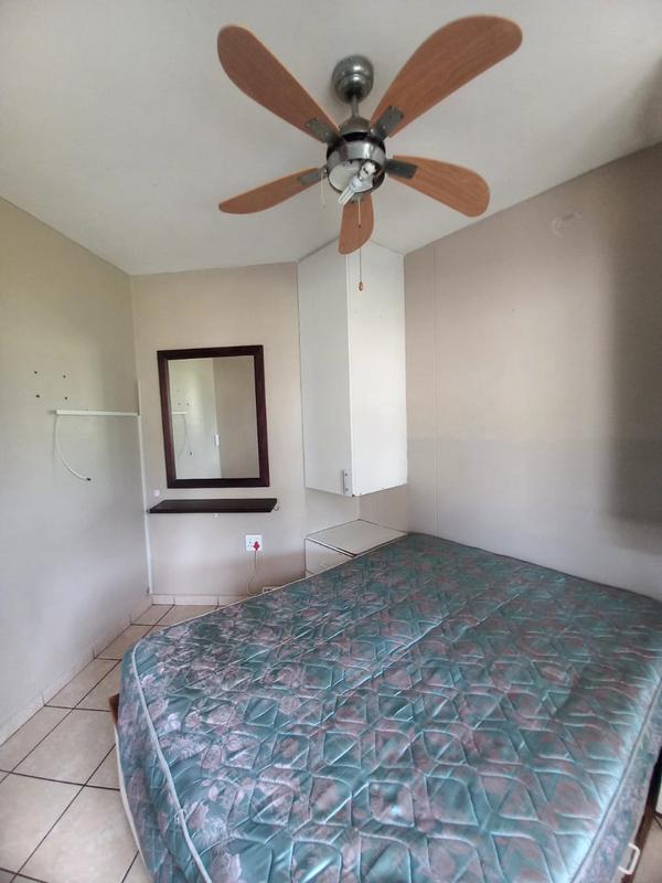 To Let 2 Bedroom Property for Rent in Uvongo KwaZulu-Natal