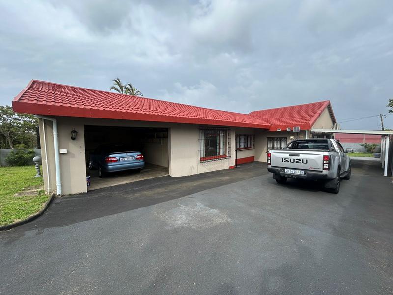 4 Bedroom Property for Sale in Uvongo KwaZulu-Natal