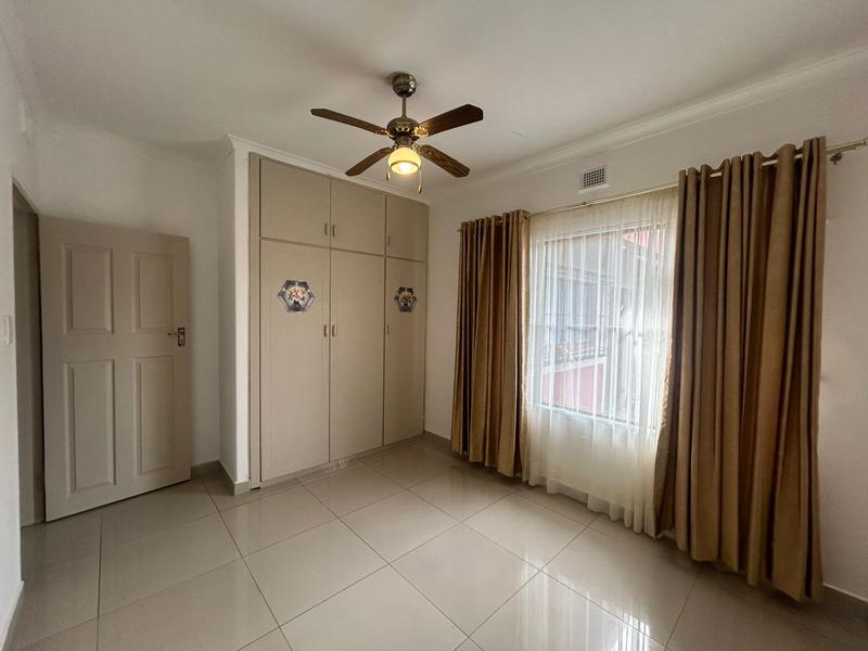 4 Bedroom Property for Sale in Uvongo KwaZulu-Natal