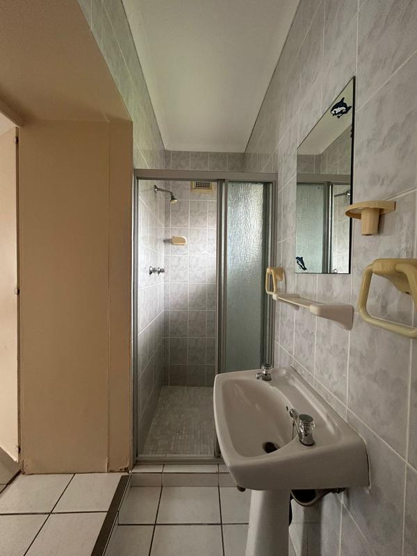 4 Bedroom Property for Sale in Uvongo KwaZulu-Natal