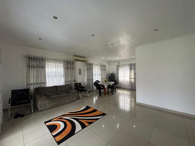 4 Bedroom Property for Sale in Uvongo KwaZulu-Natal