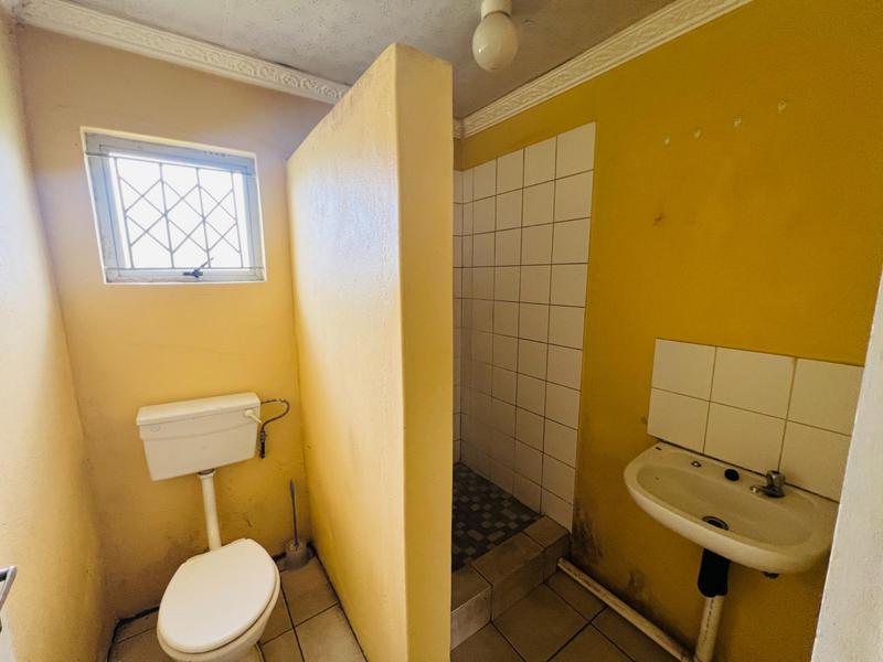 2 Bedroom Property for Sale in Umlazi U KwaZulu-Natal