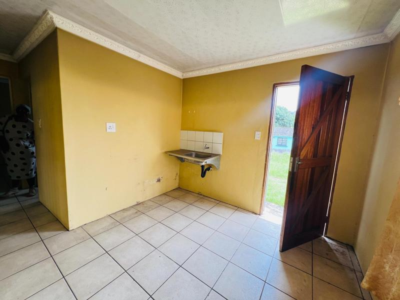 2 Bedroom Property for Sale in Umlazi U KwaZulu-Natal