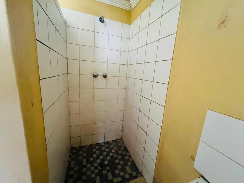 2 Bedroom Property for Sale in Umlazi U KwaZulu-Natal