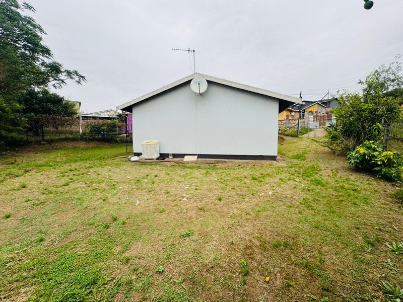 3 Bedroom Property for Sale in Kwamashu KwaZulu-Natal