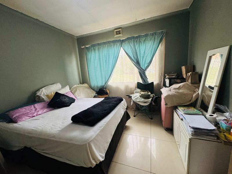 3 Bedroom Property for Sale in Kwamashu KwaZulu-Natal