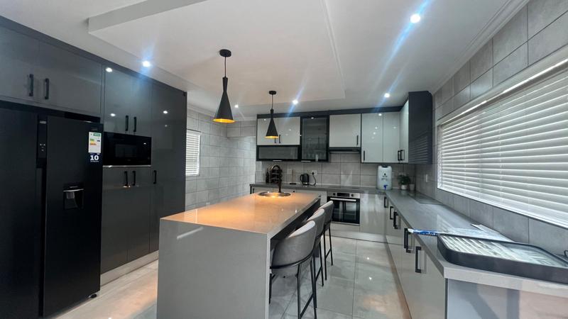 4 Bedroom Property for Sale in Desainagar KwaZulu-Natal