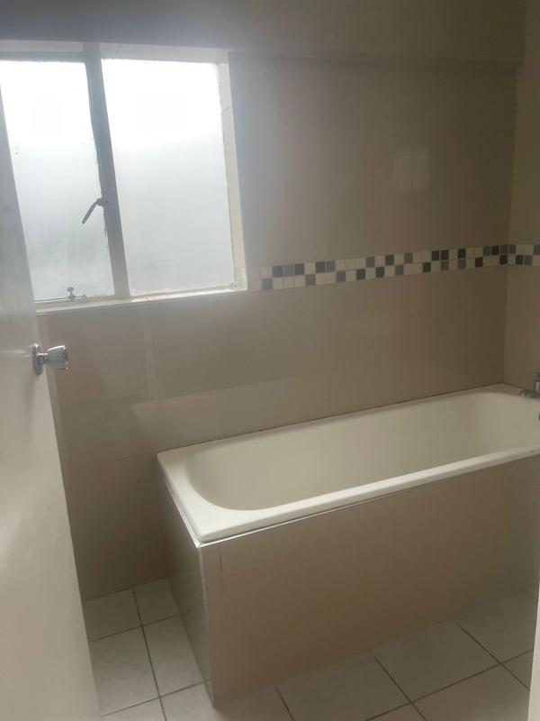 To Let 2 Bedroom Property for Rent in Pinetown KwaZulu-Natal