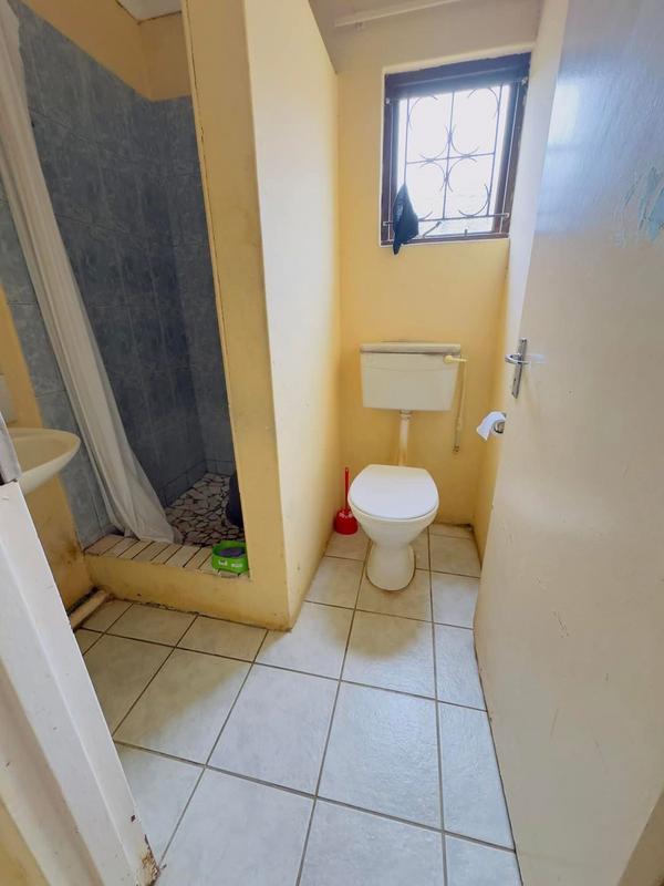 2 Bedroom Property for Sale in Umlazi D KwaZulu-Natal