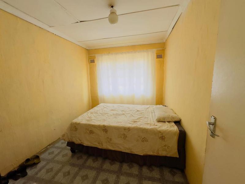 2 Bedroom Property for Sale in Umlazi D KwaZulu-Natal