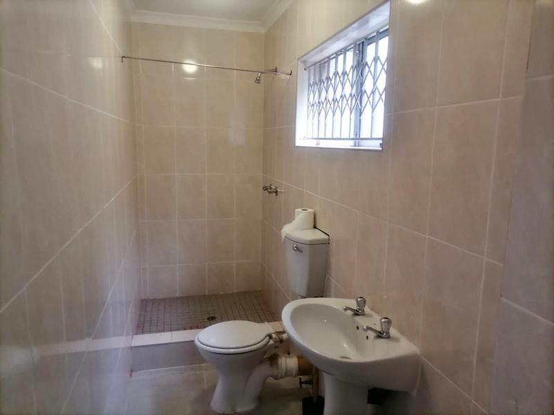 2 Bedroom Property for Sale in Isipingo Rail KwaZulu-Natal