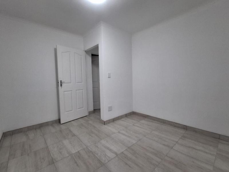 To Let 2 Bedroom Property for Rent in Malvern KwaZulu-Natal