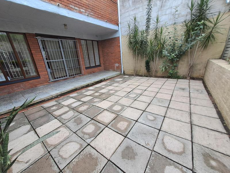 2 Bedroom Property for Sale in Waterways KwaZulu-Natal