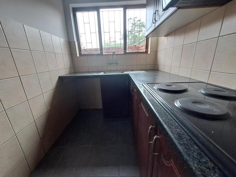 2 Bedroom Property for Sale in Waterways KwaZulu-Natal