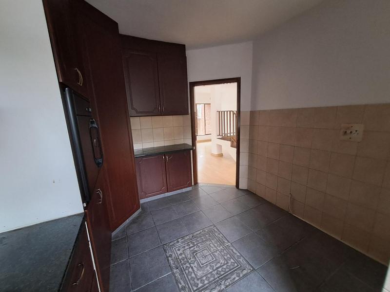 2 Bedroom Property for Sale in Waterways KwaZulu-Natal