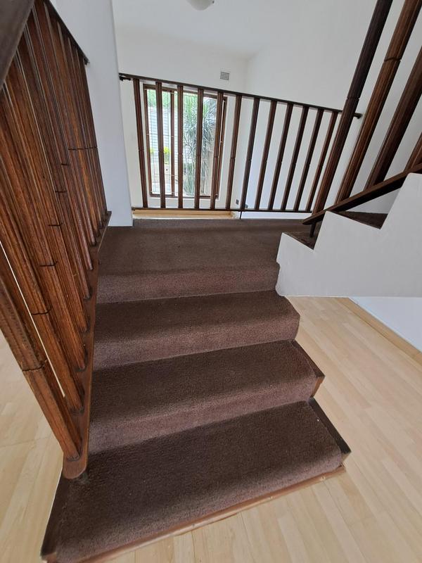 2 Bedroom Property for Sale in Waterways KwaZulu-Natal