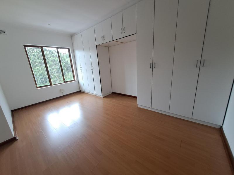 2 Bedroom Property for Sale in Waterways KwaZulu-Natal