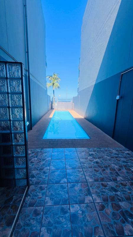 1 Bedroom Property for Sale in Margate KwaZulu-Natal