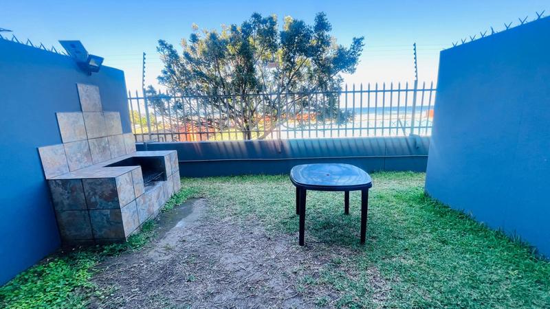1 Bedroom Property for Sale in Margate KwaZulu-Natal