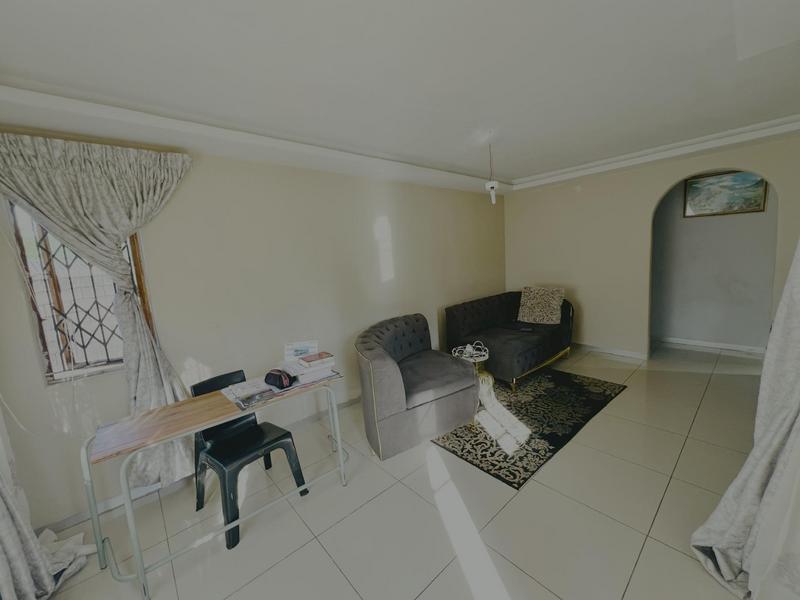 3 Bedroom Property for Sale in Umlazi U KwaZulu-Natal