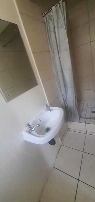 To Let 1 Bedroom Property for Rent in Paradise KwaZulu-Natal