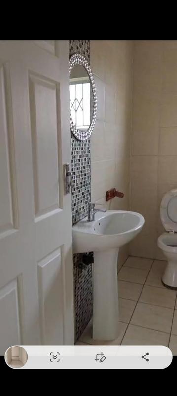 To Let 3 Bedroom Property for Rent in Clare Hills KwaZulu-Natal