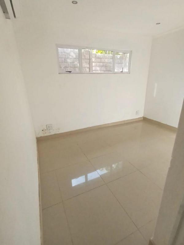 2 Bedroom Property for Sale in Virginia KwaZulu-Natal