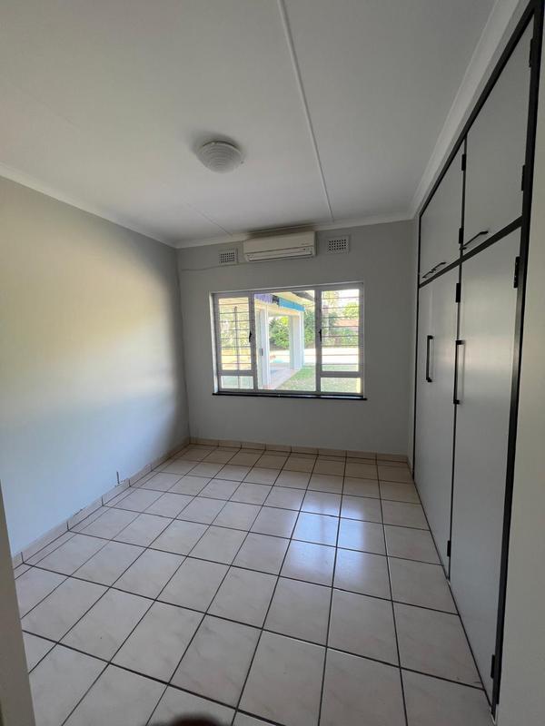 To Let 4 Bedroom Property for Rent in La Lucia KwaZulu-Natal