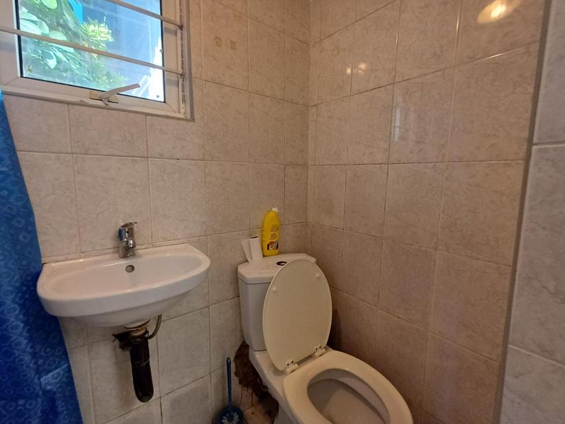 1 Bedroom Property for Sale in Durban North KwaZulu-Natal