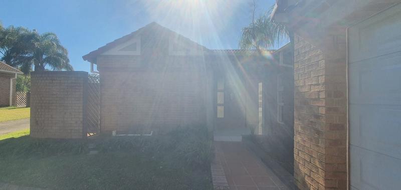 To Let 4 Bedroom Property for Rent in Aviary Hill KwaZulu-Natal