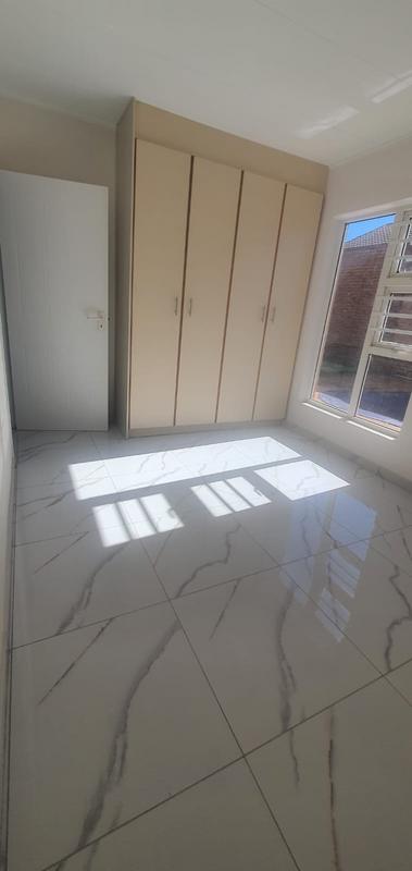 To Let 4 Bedroom Property for Rent in Aviary Hill KwaZulu-Natal