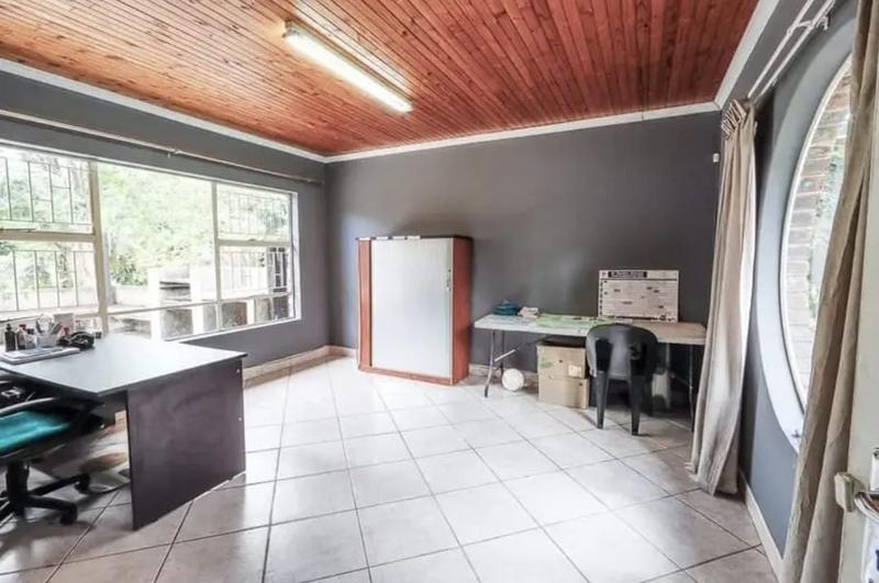 3 Bedroom Property for Sale in Aviary Hill KwaZulu-Natal