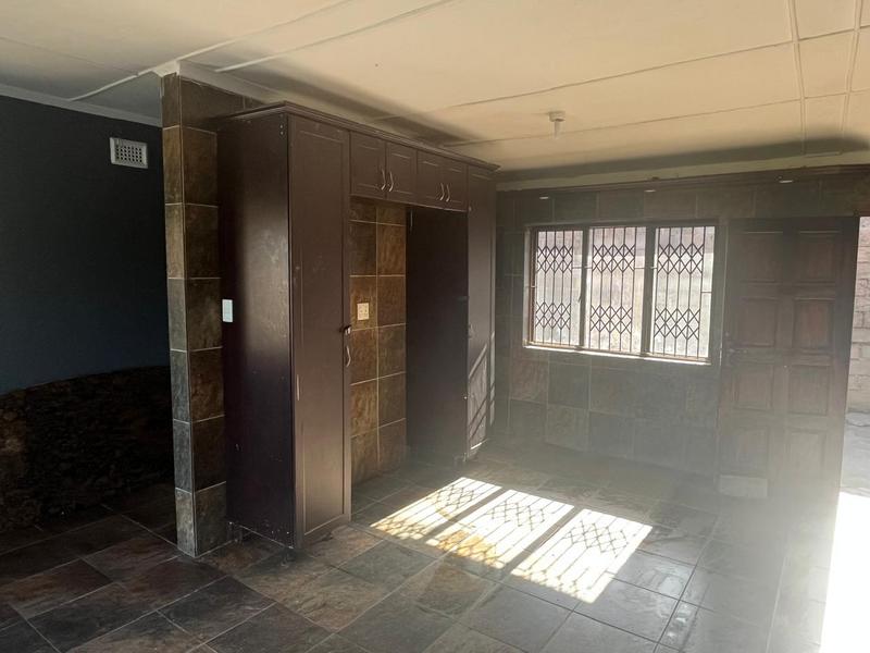 To Let 3 Bedroom Property for Rent in Hillary KwaZulu-Natal