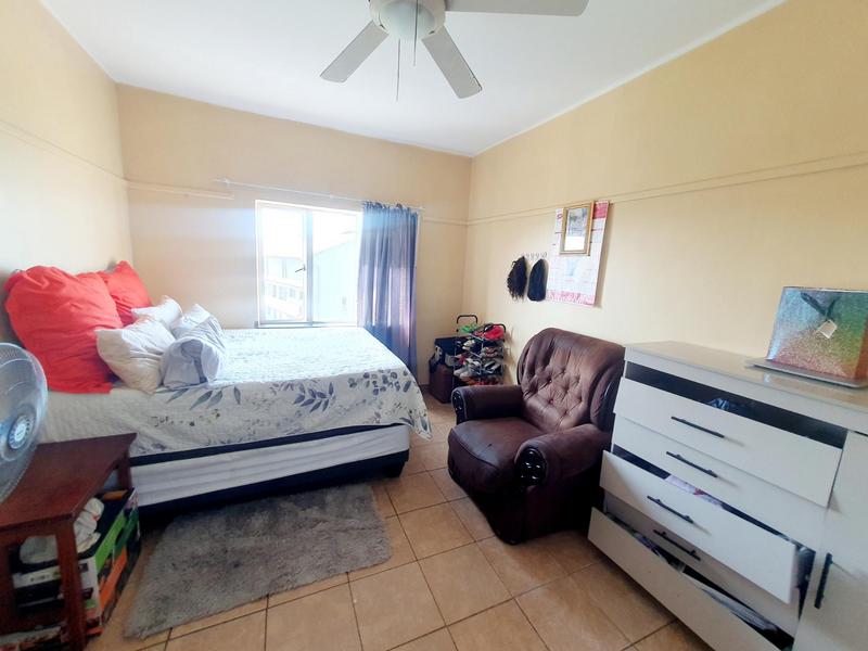2 Bedroom Property for Sale in Umkomaas KwaZulu-Natal