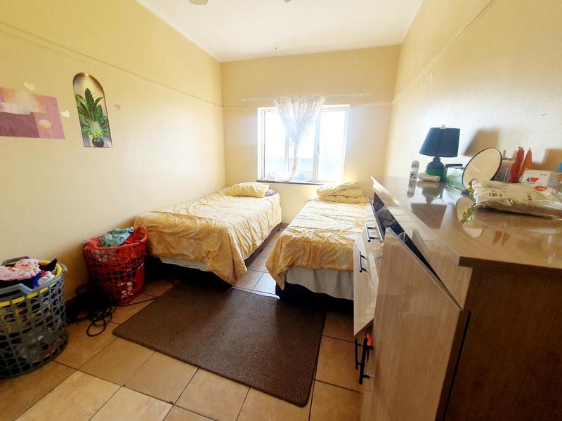 2 Bedroom Property for Sale in Umkomaas KwaZulu-Natal