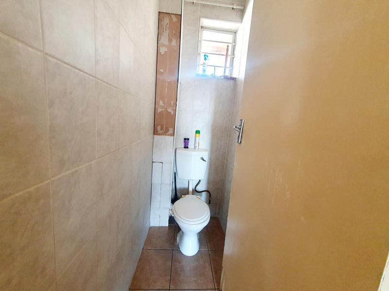 2 Bedroom Property for Sale in Umkomaas KwaZulu-Natal