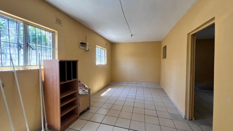 To Let 2 Bedroom Property for Rent in Lotusville KwaZulu-Natal