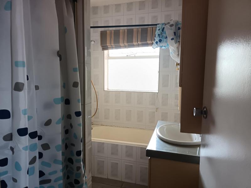 To Let 2 Bedroom Property for Rent in Morningside KwaZulu-Natal