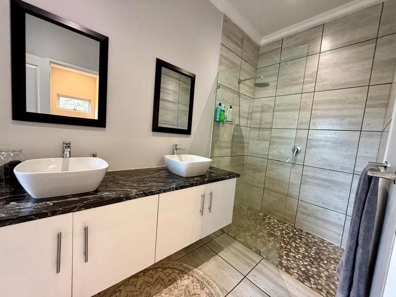 3 Bedroom Property for Sale in Zini River Estate KwaZulu-Natal