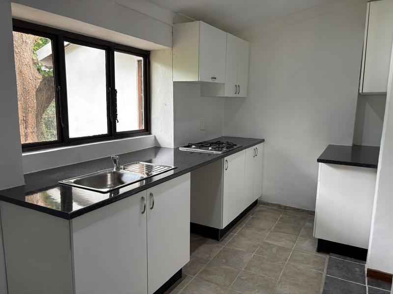 7 Bedroom Property for Sale in Rouken Glen KwaZulu-Natal