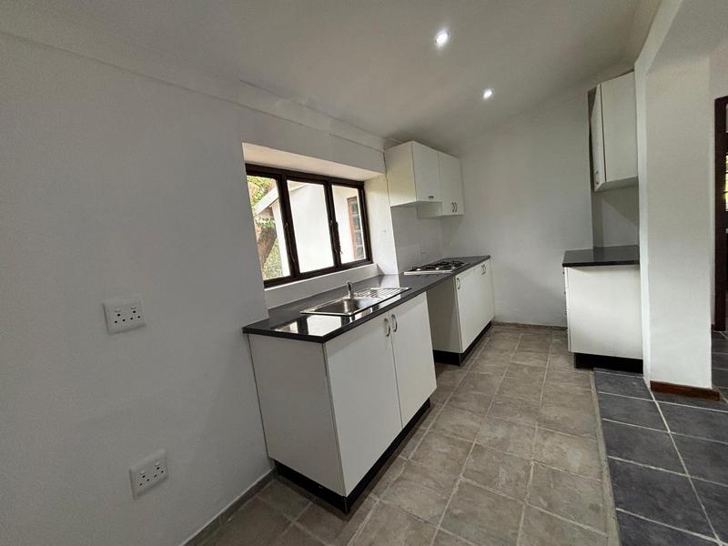 7 Bedroom Property for Sale in Rouken Glen KwaZulu-Natal