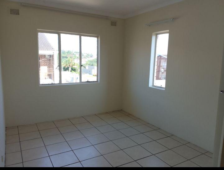 To Let 2 Bedroom Property for Rent in Avoca KwaZulu-Natal